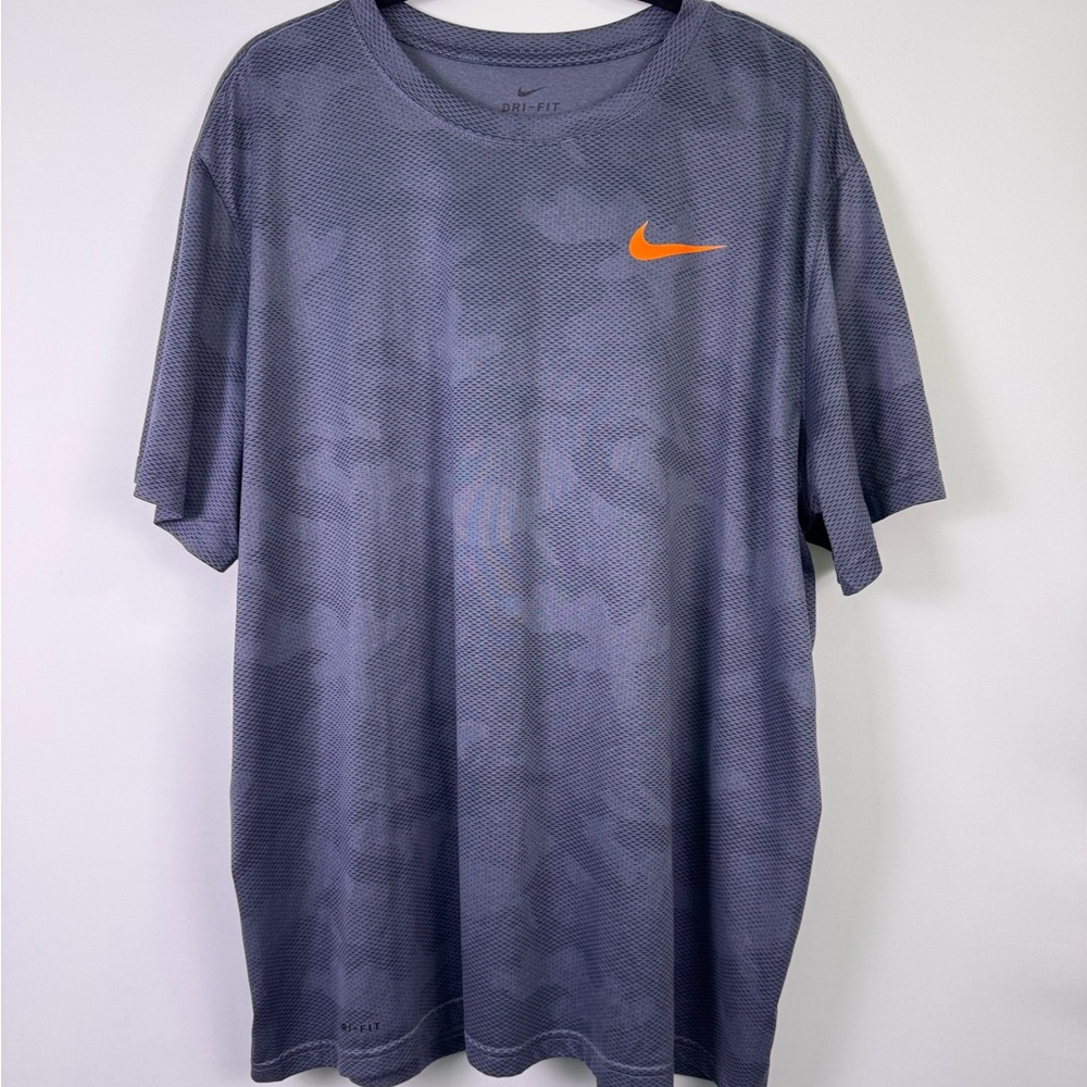 Nike Men's Camouflage Gray and Orange Tee - Picture 1 of 9